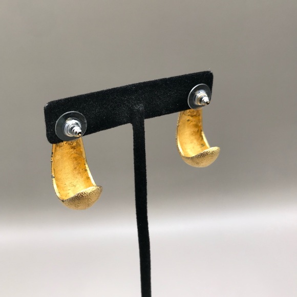 Anne Klein Elegant Gold-Tone Textured Earrings - Picture 6 of 8